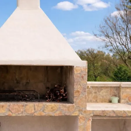 Dimora Del Gufo 빌라 오스투니