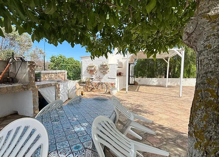 Dimora Del Gufo 빌라 오스투니